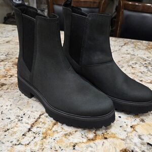 NWOB Timberland Carnaby Cool Chelsea Black Women's Boots Size 9.5
